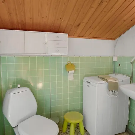 1 Bedroom Awesome In 칼룬드보르그