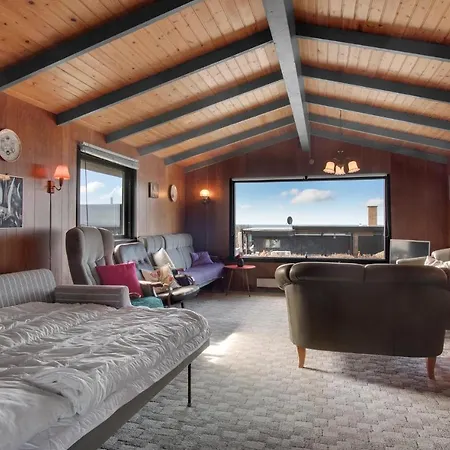 1 Bedroom Awesome In * 칼룬드보르그